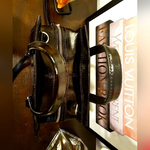 Marc Jacobs  Black Leather Satchel. - Picture 6 of 9